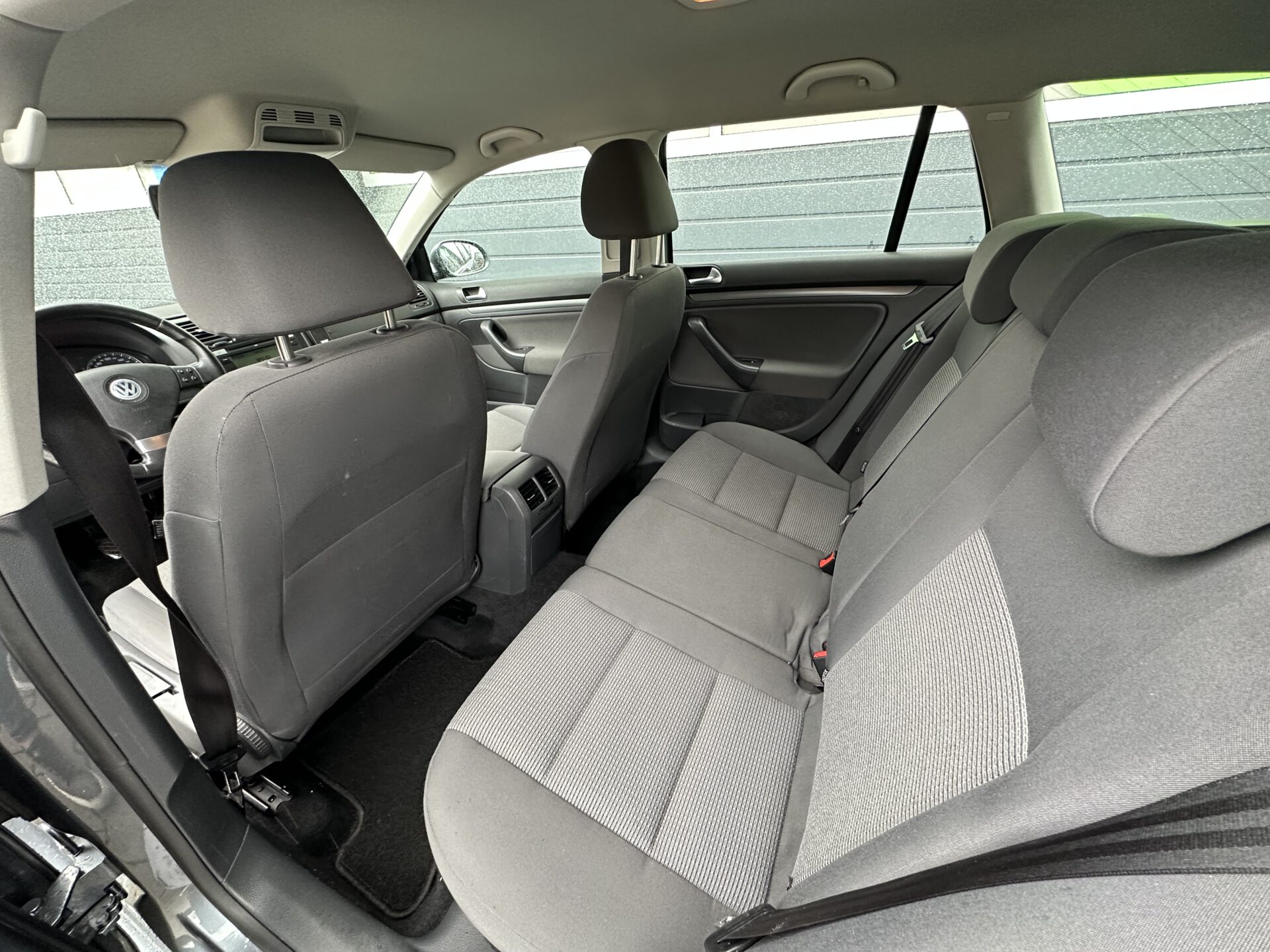 3F36431D-A815-44BC-B49A-9698FADFDBD7