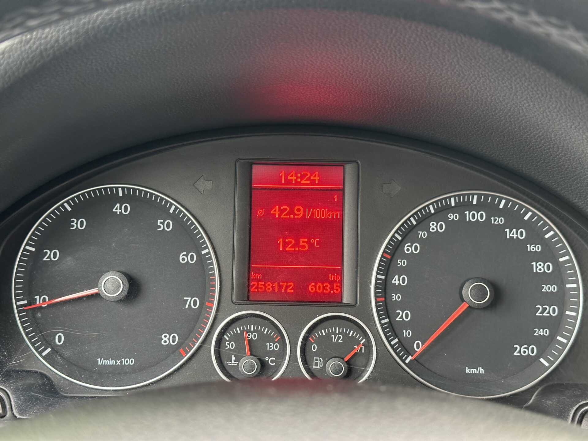 43D609F2-F3BF-43E6-9368-795A6FA6D5DC