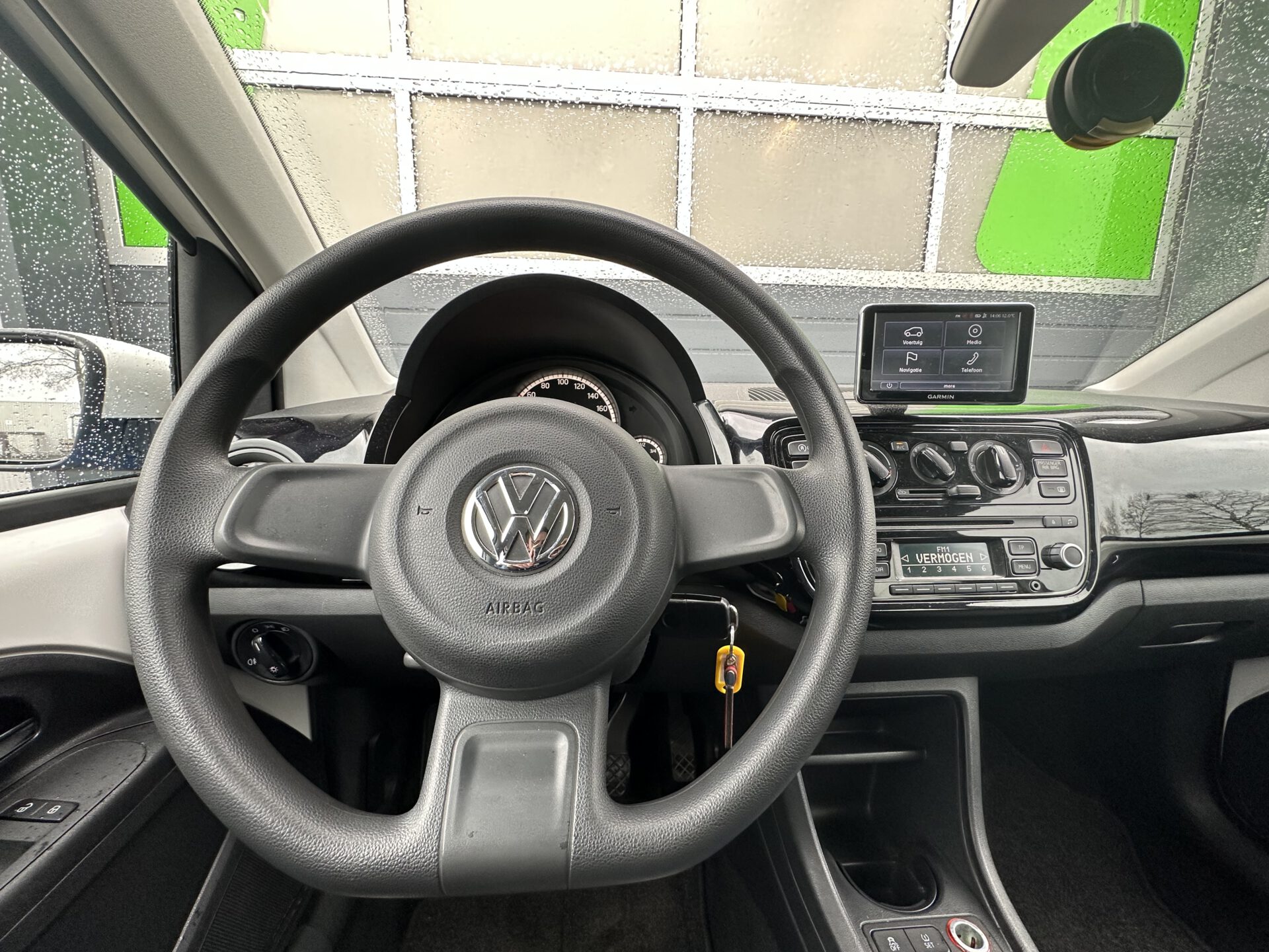 6CA9C20C-1157-493A-BDBD-03047FDC8D9B