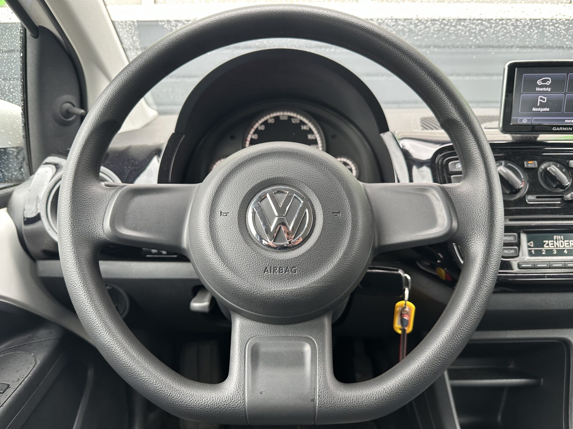 EFF8E2B5-8864-410E-A52F-7CE71262A08B