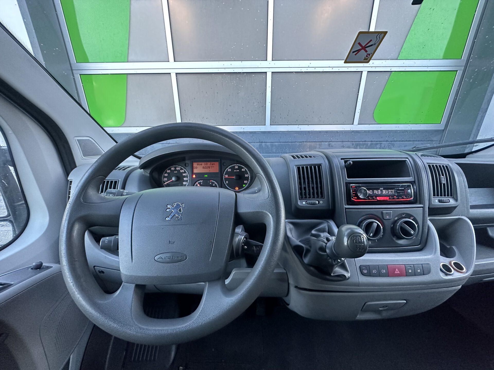 5555D63D-15AA-4BA6-9EEA-5EEA850C7C31